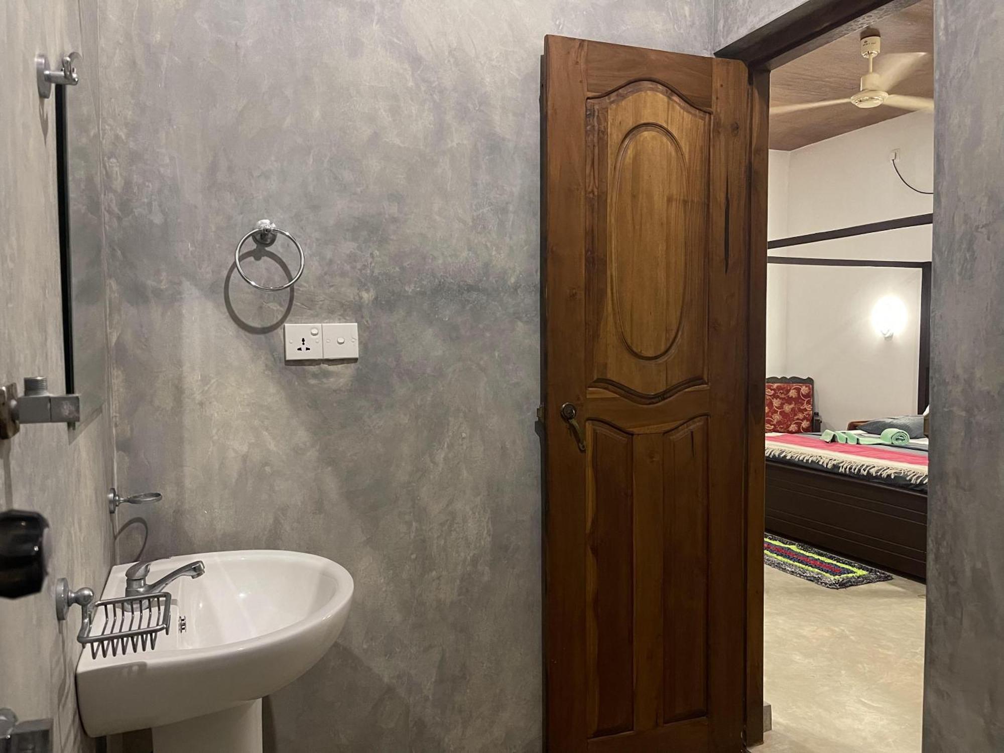 Hostel Coconut Hill Arugam Bay Zewnętrze zdjęcie