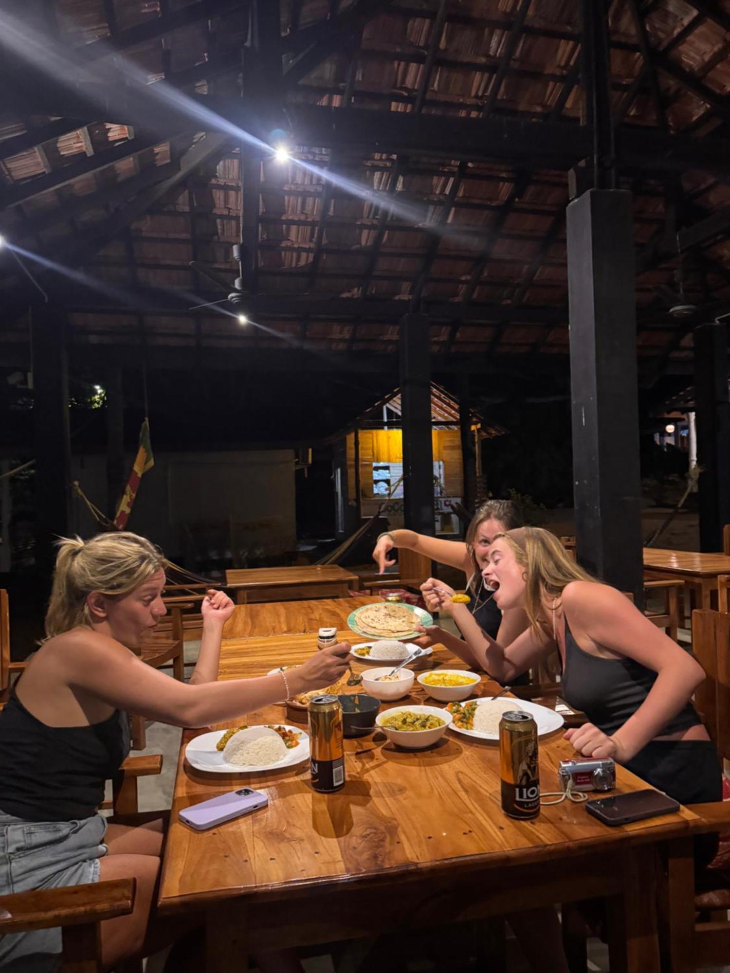 Hostel Coconut Hill Arugam Bay Zewnętrze zdjęcie
